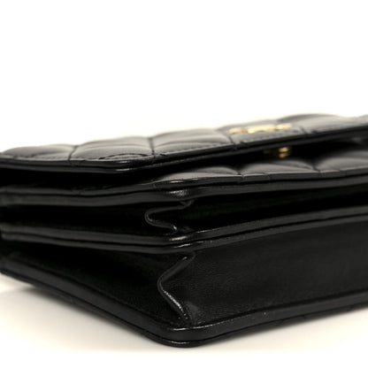Lambskin Quilted CC Pearl Enamel Clutch on Chain WOC Black