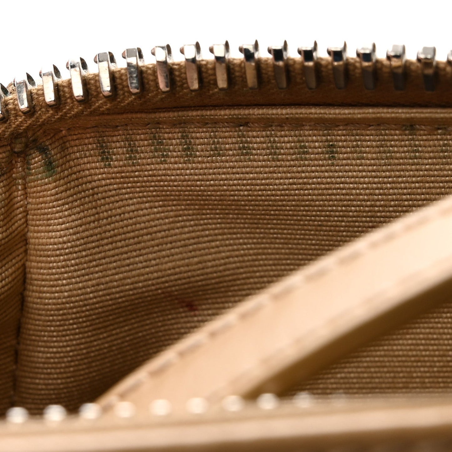 Smooth Calfskin Nano Antigona Beige Cappuccino