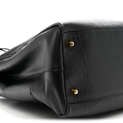 Saffiano Lux Extra Large Galleria Double Zip Tote Black