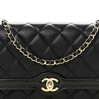 Lambskin Patent Calfskin Quilted Hold The Line CC Wallet On Chain WOC Black
