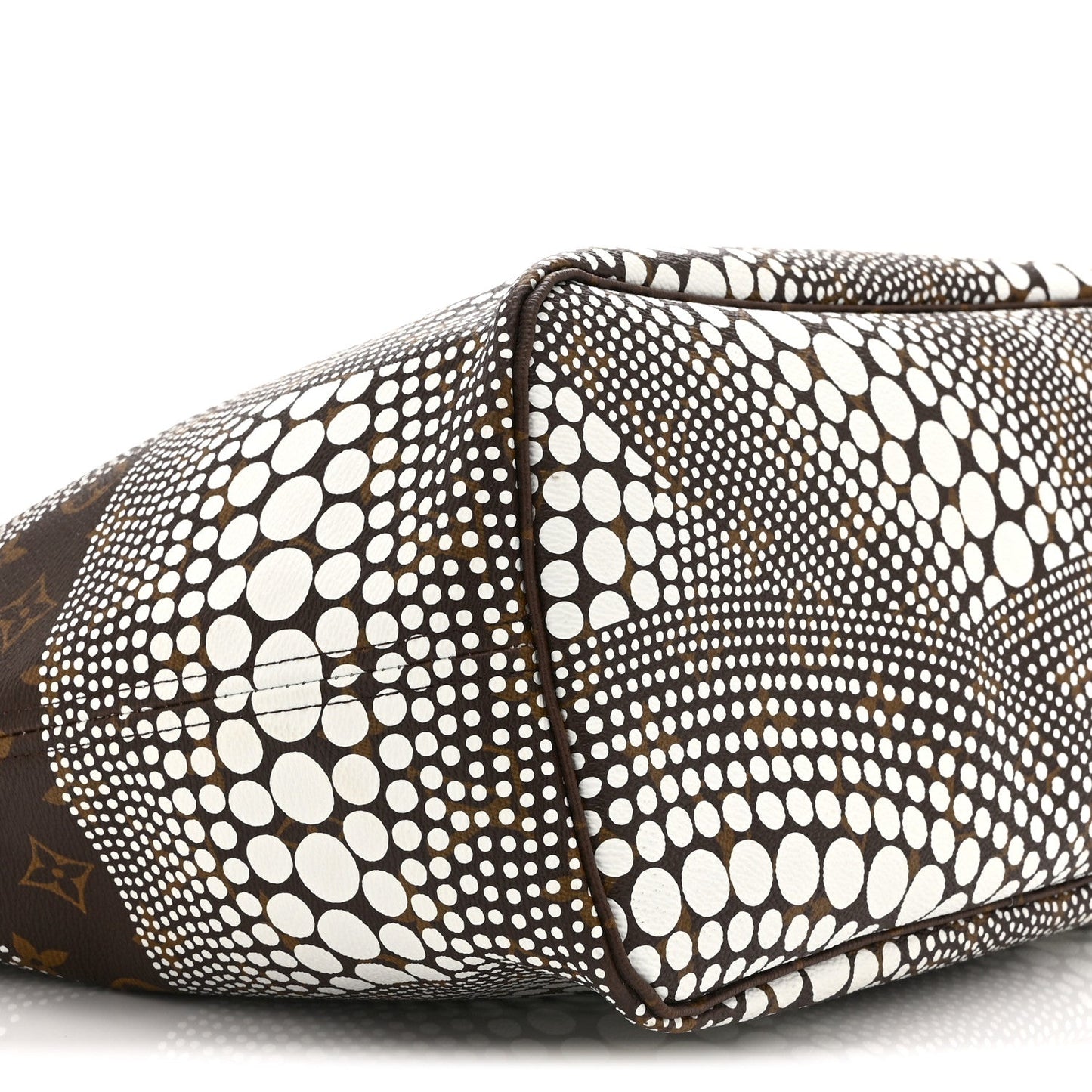 Monogram Kusama Waves Neverfull MM White