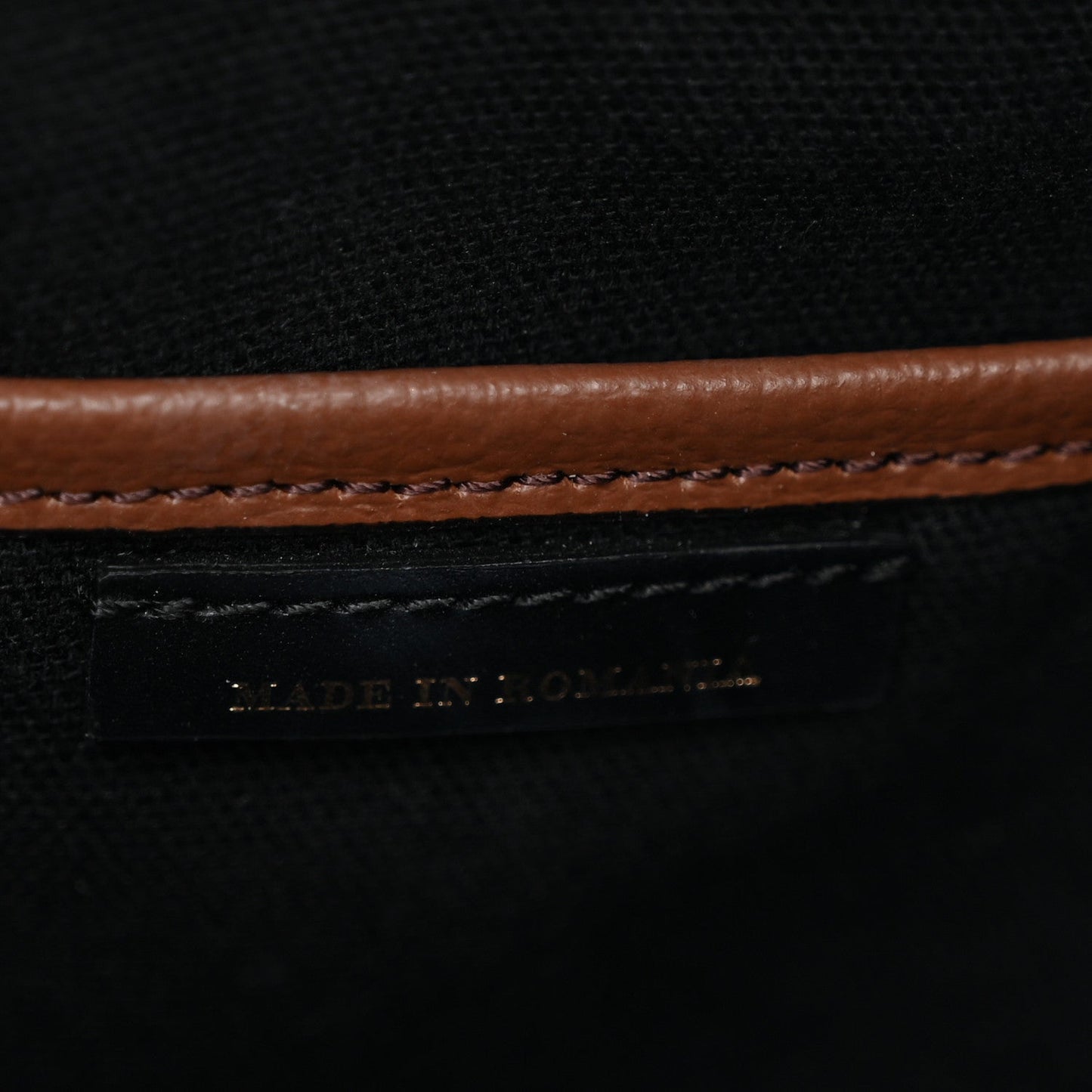 Grainy Calfskin House Check Medium Banner Tote Tan