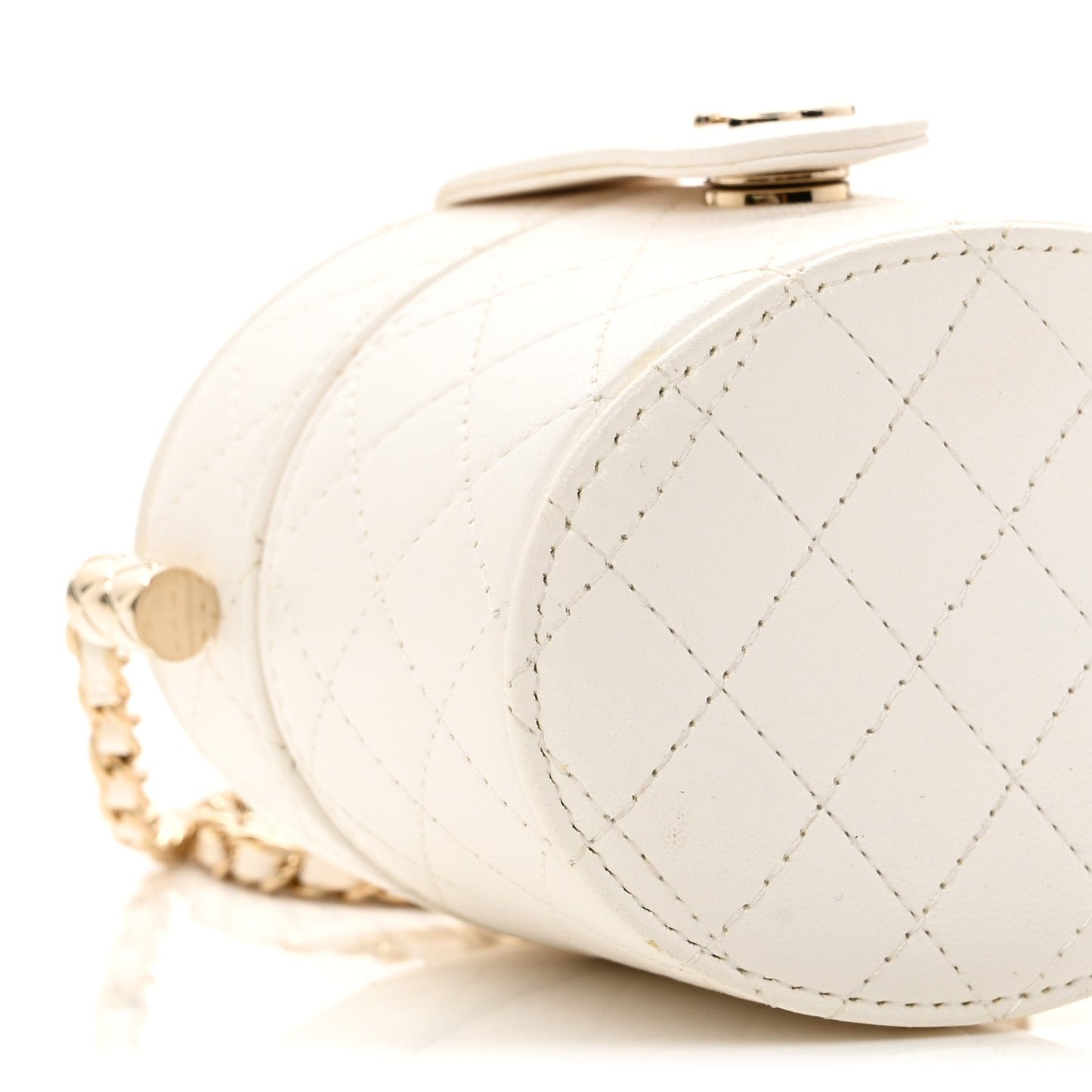 Lambskin Quilted Round Mini Vanity Case With Chain White