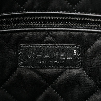 Shiny Calfskin Quilted Chanel 22 So Black