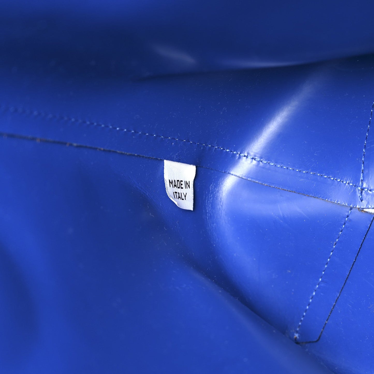 Vegetable Tanned Calfskin Bucket Bag Cammello Royal
