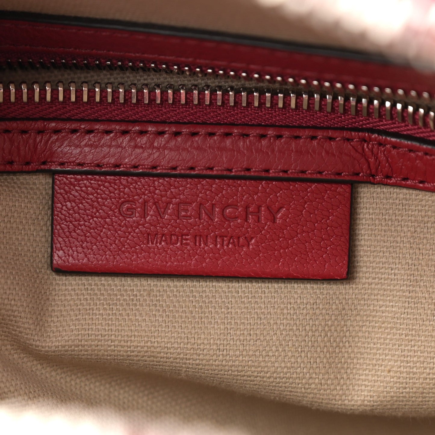 Sugar Goatskin Small Antigona Vermillon