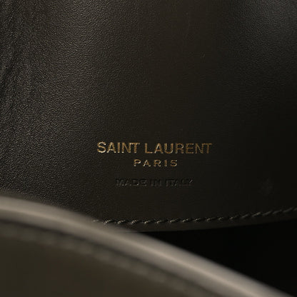 Shiny Calfskin Le 37 Bucket Bag Deep Musk