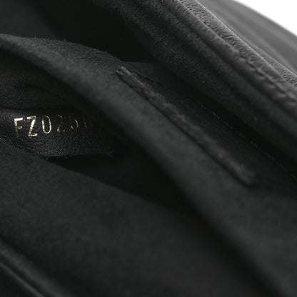 Calfskin New Wave Chain PM Black