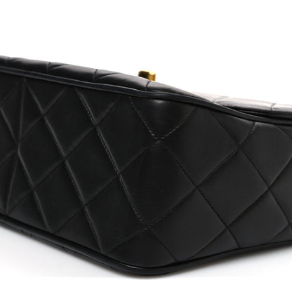 Lambskin Quilted Medium Single Flap Black