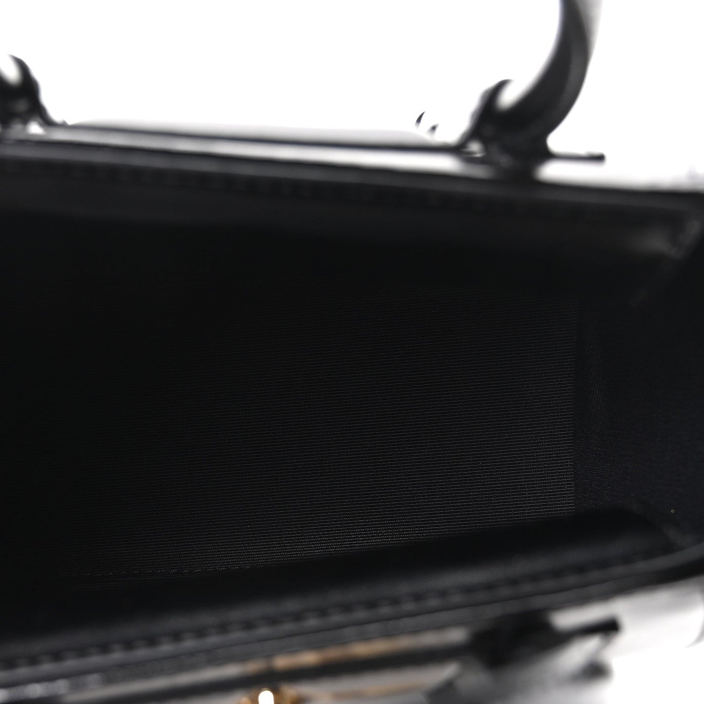 Box Calfskin Toy Lock Antigona Shoulder Bag Black