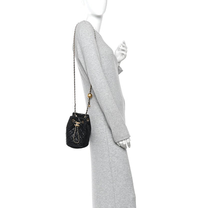 Lambskin Quilted Small Pearl Crush Bucket Bag Black