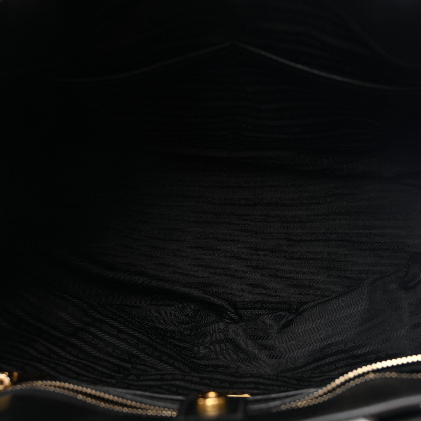 Saffiano Lux Large Tote Black
