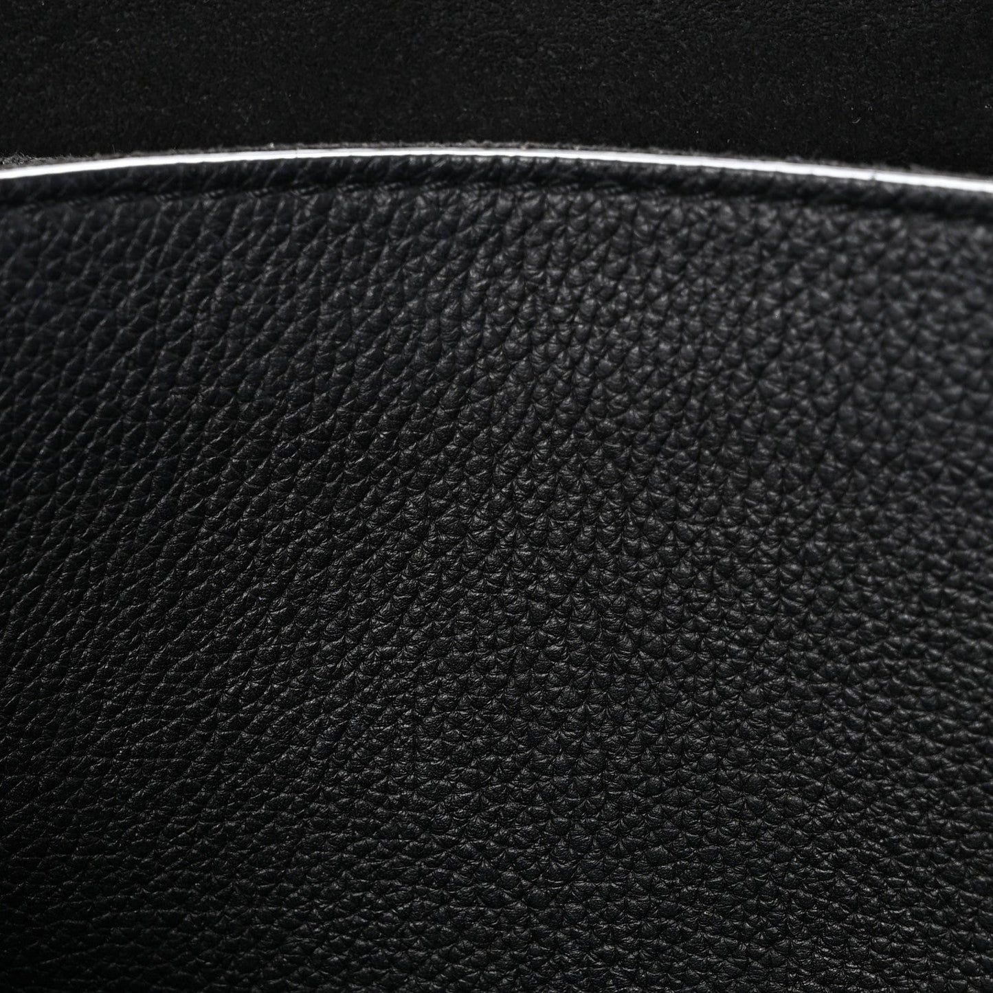Soft Calfskin My Lockme Studs Black