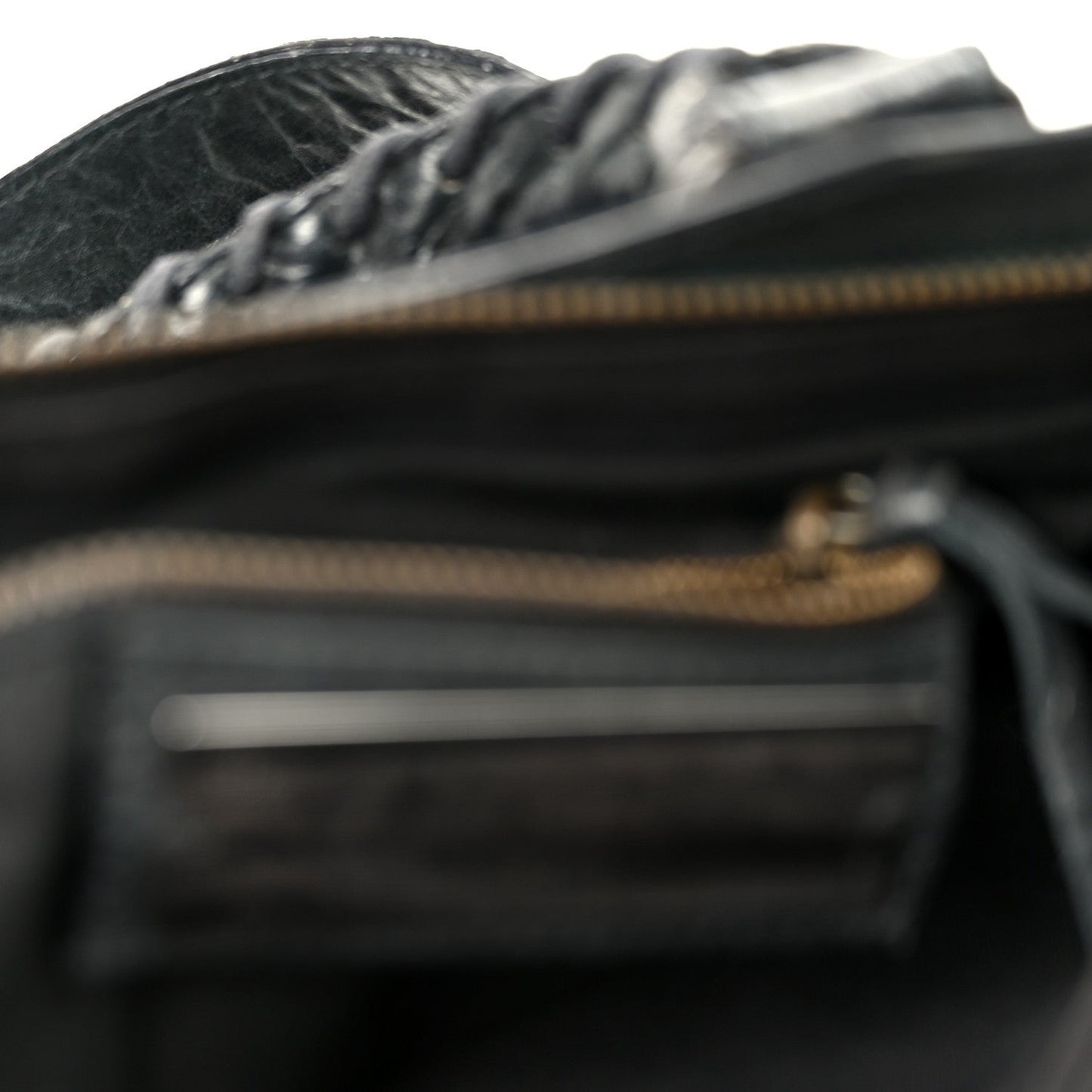 Agneau Classic Hardware First Black