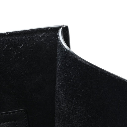 Supple Calfskin Medium Phantom Luggage Black