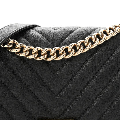 Iridescent Caviar Chevron Quilted Medium Boy Flap Black