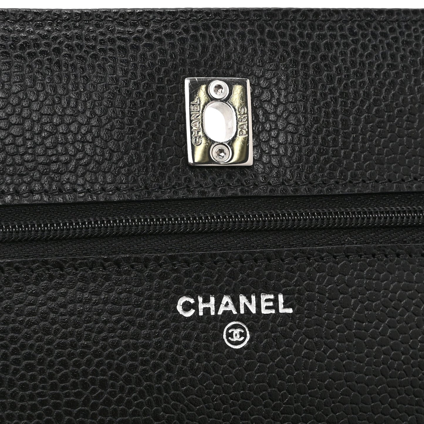Caviar Quilted CC Turnlock Wallet On Chain WOC Black