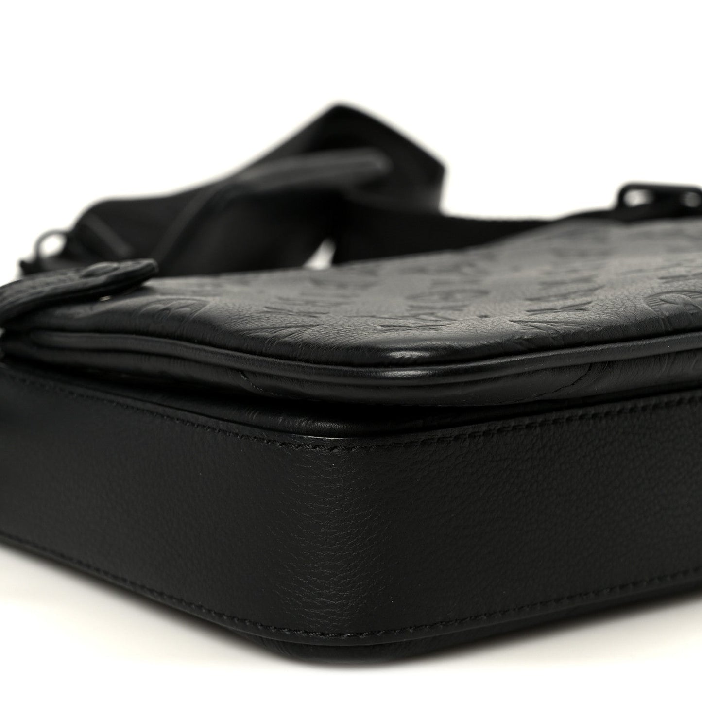 Calfskin Monogram Shadow Trio Messenger Black