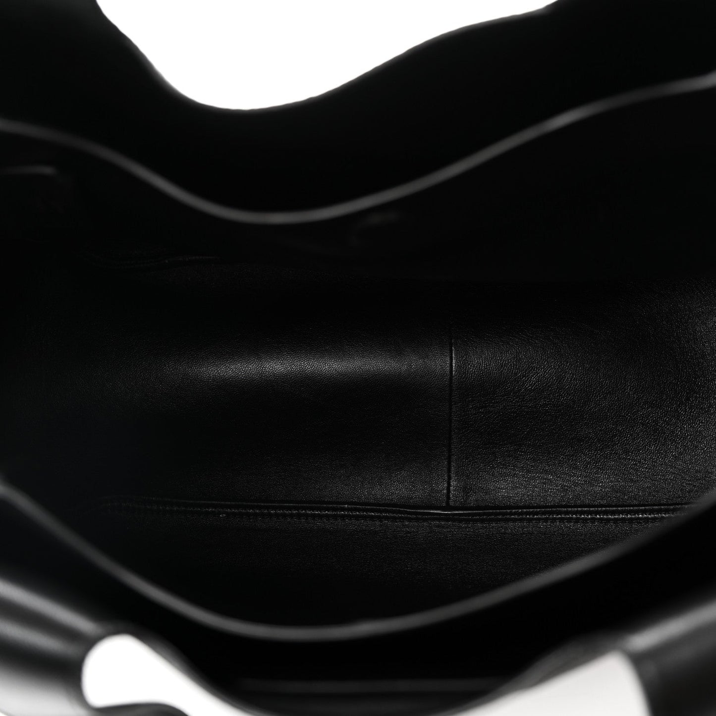 Vitello Daino Soft Large Dynamique Tote Black