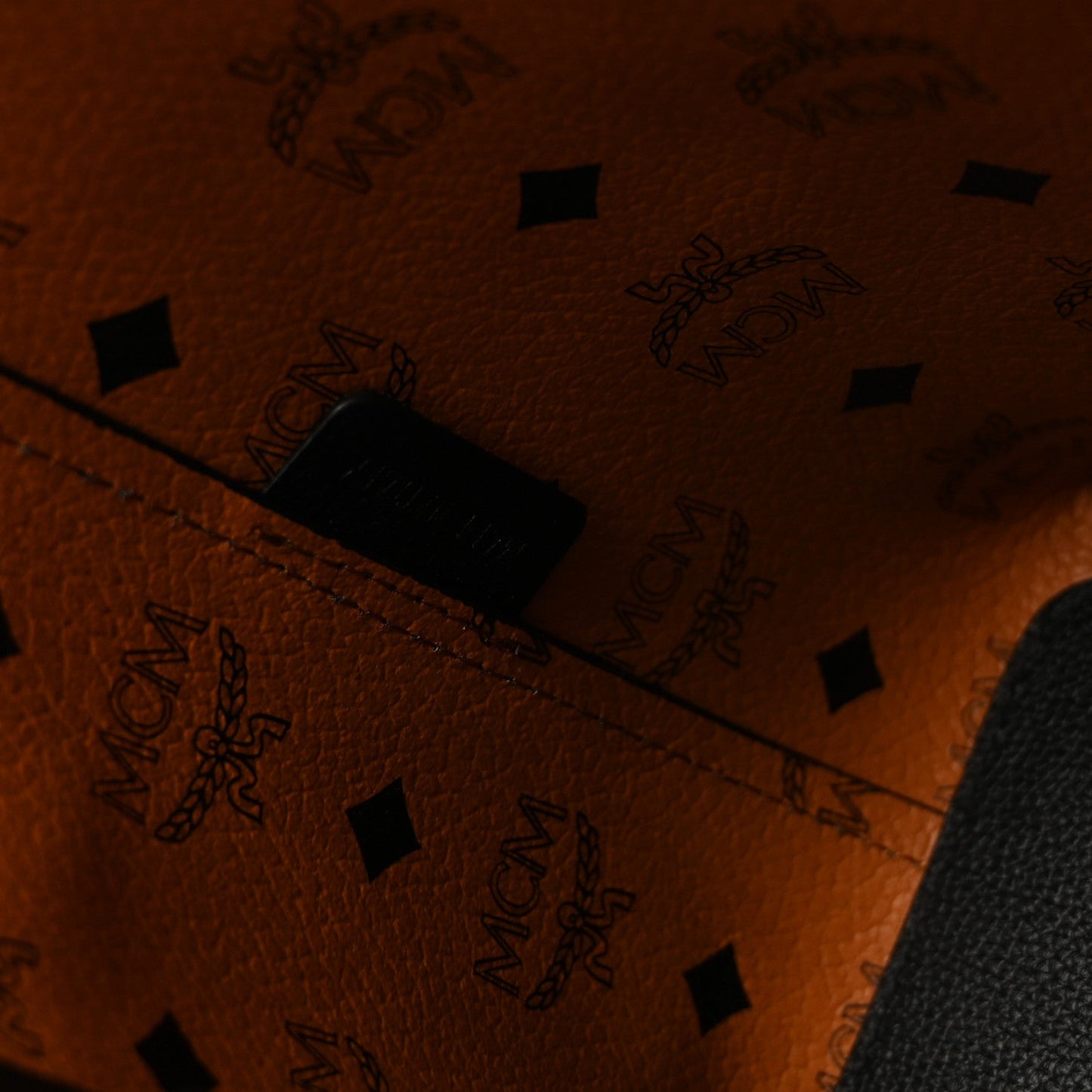 Grained Calfskin Mini Himmel Shopper Tote Black