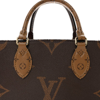 Reverse Monogram Giant Onthego PM