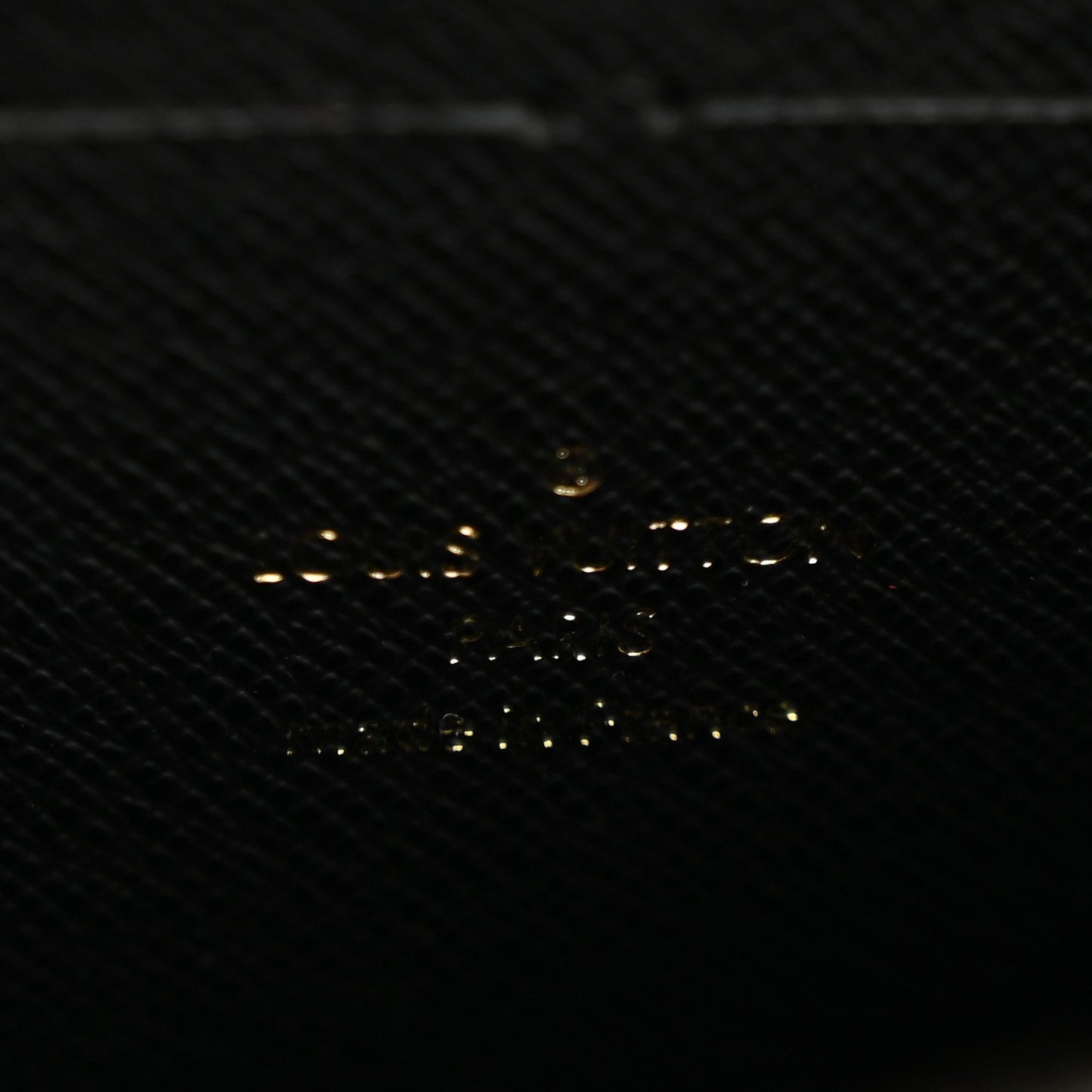 Epi Twist Belt Chain Wallet Black