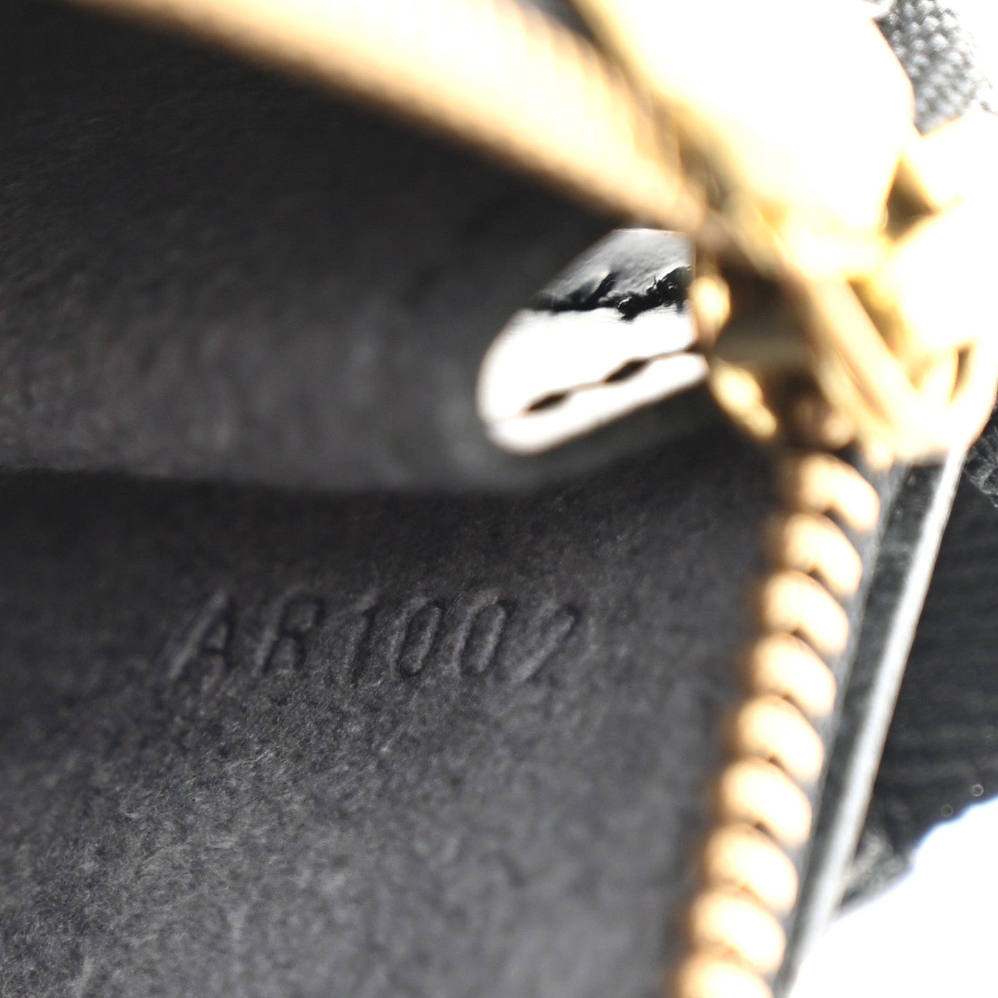 Epi Pochette Accessories 24 Black