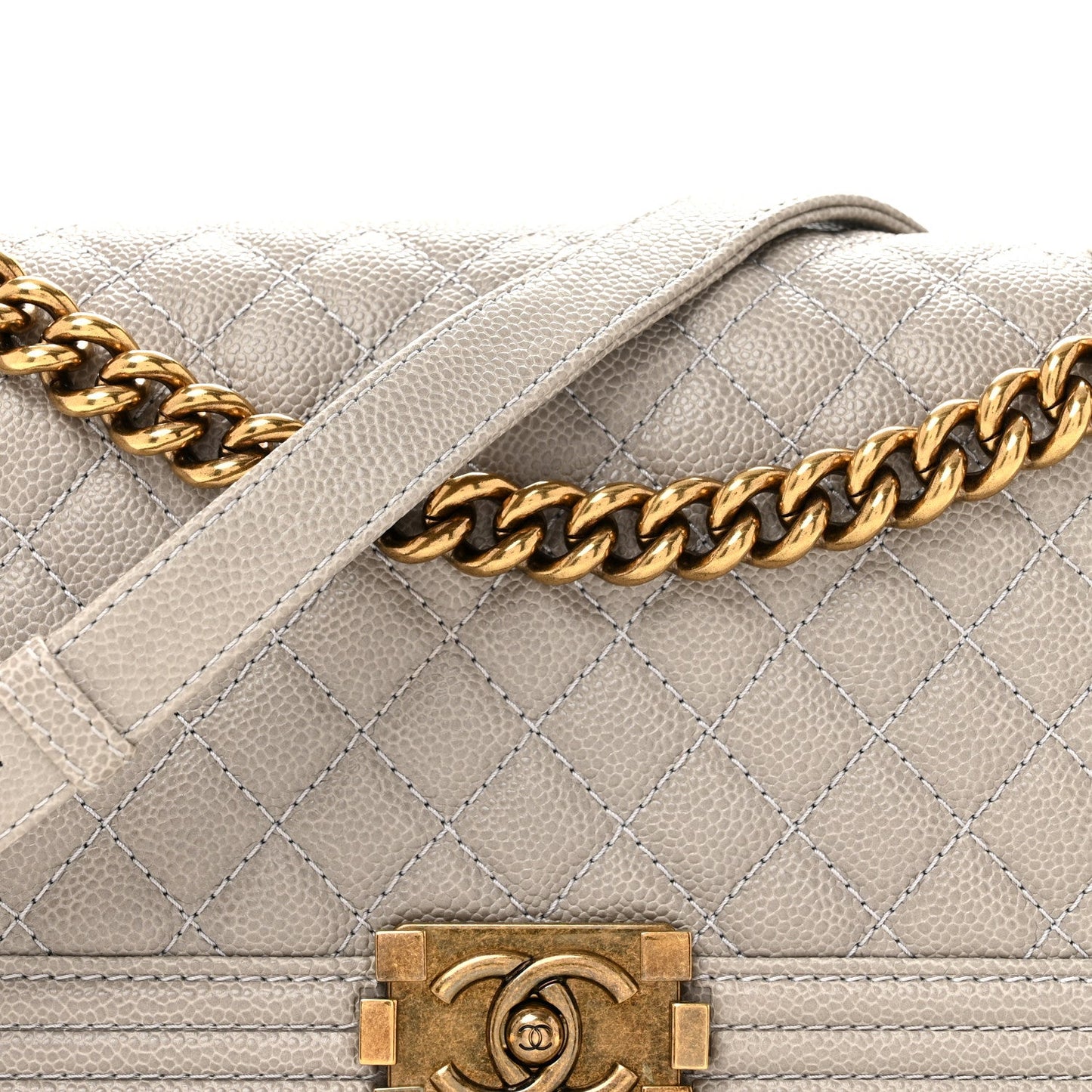 Caviar Quilted Medium Boy Flap Grey