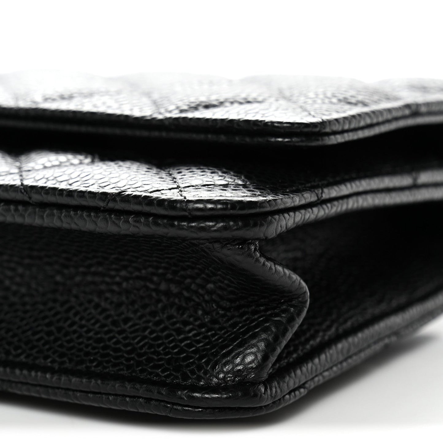 Caviar Quilted Wallet on Chain WOC Black