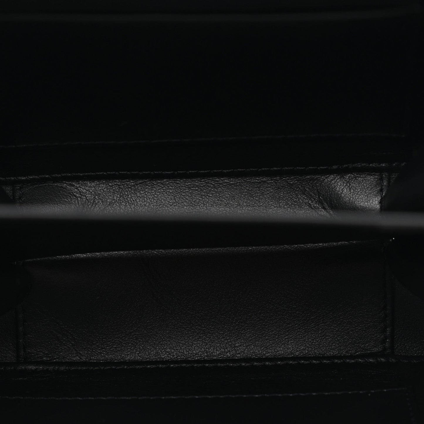 Caviar Quilted CC Filigree Vanity Clutch With Chain Black