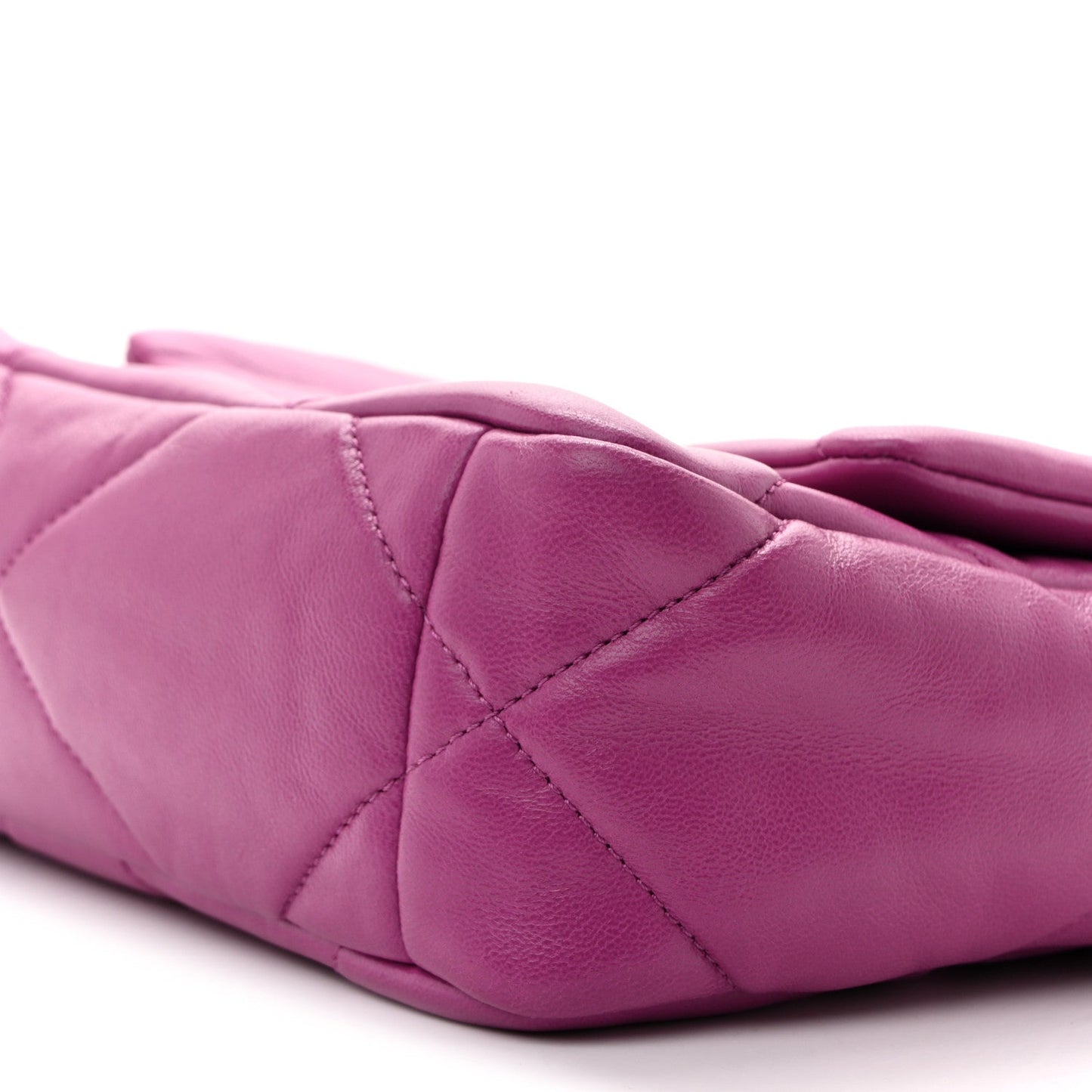 Lambskin Quilted Medium Chanel 19 Flap Purple
