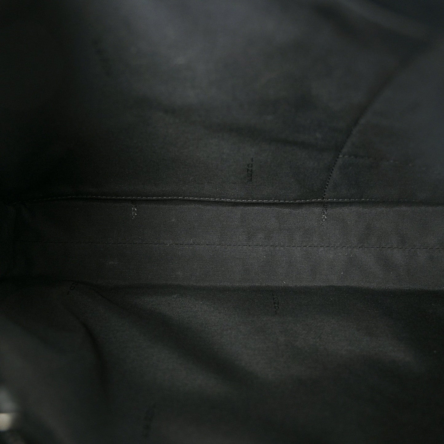 Vitello Grace Messenger Bag Black