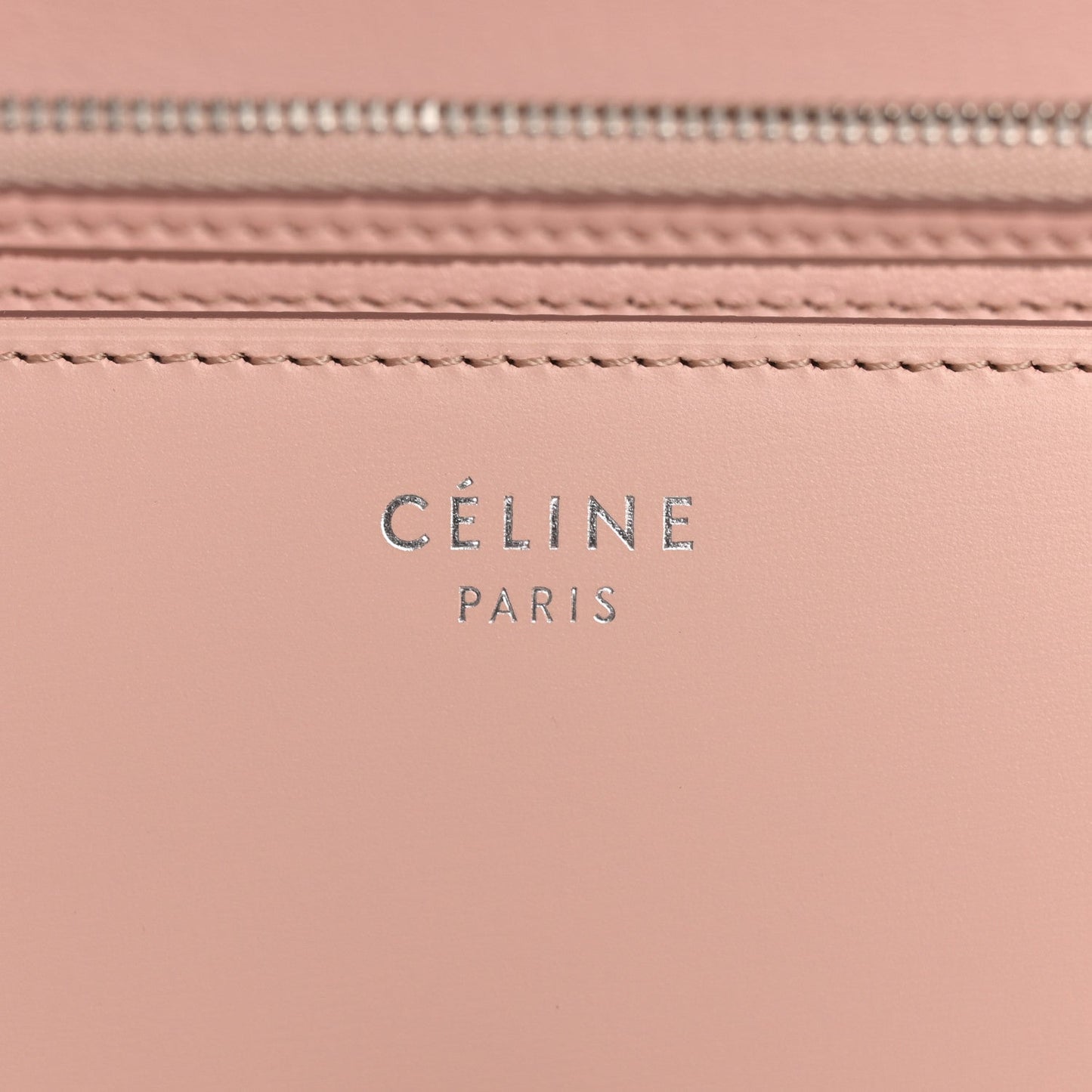 Smooth Calfskin Medium Classic Box Flap Bag Pink