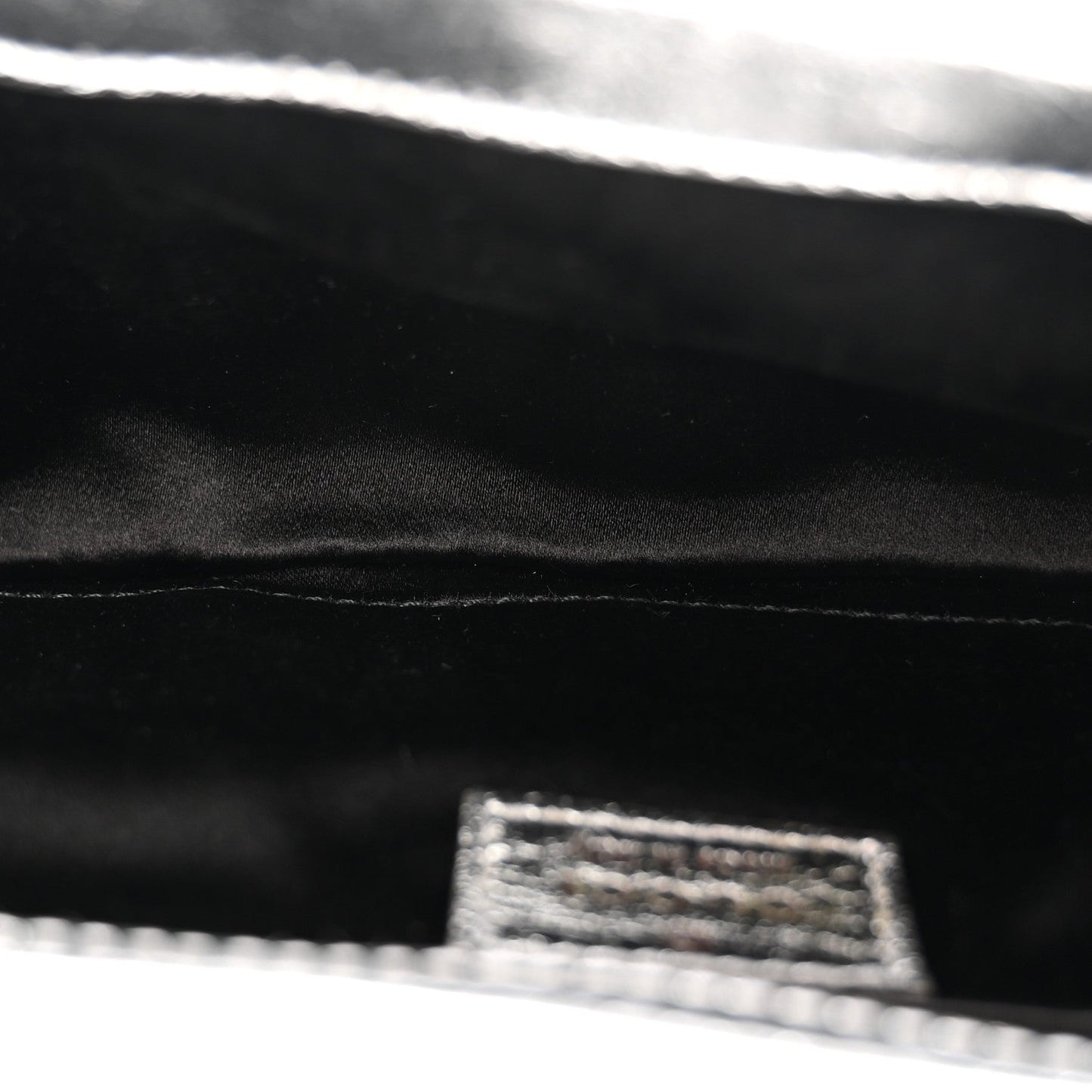 Metallic Nappa Vertical Matelasse Medium Maxi Horsebit Chain Shoulder Bag Silver