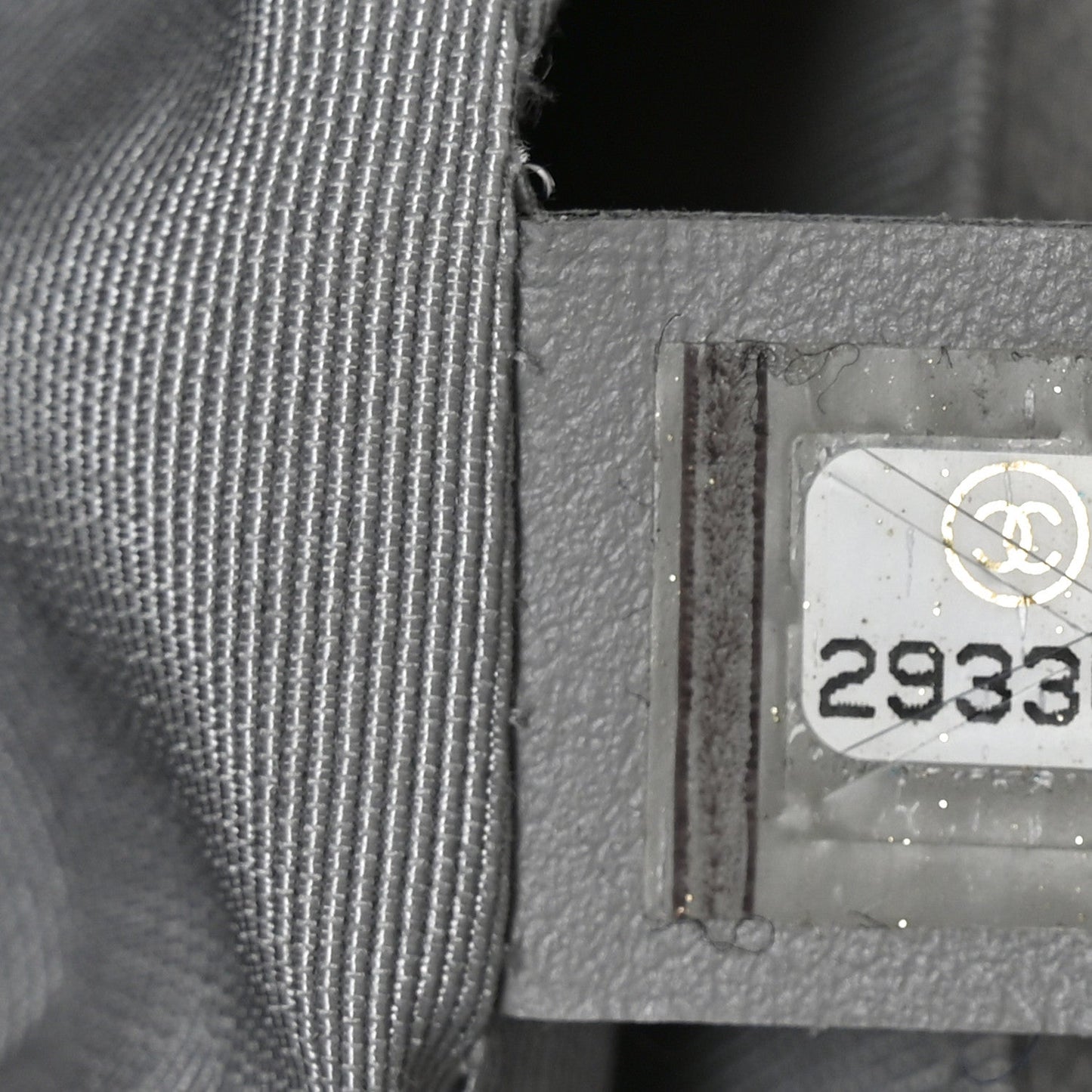 Caviar Quilted City Walk Flap Light Grey