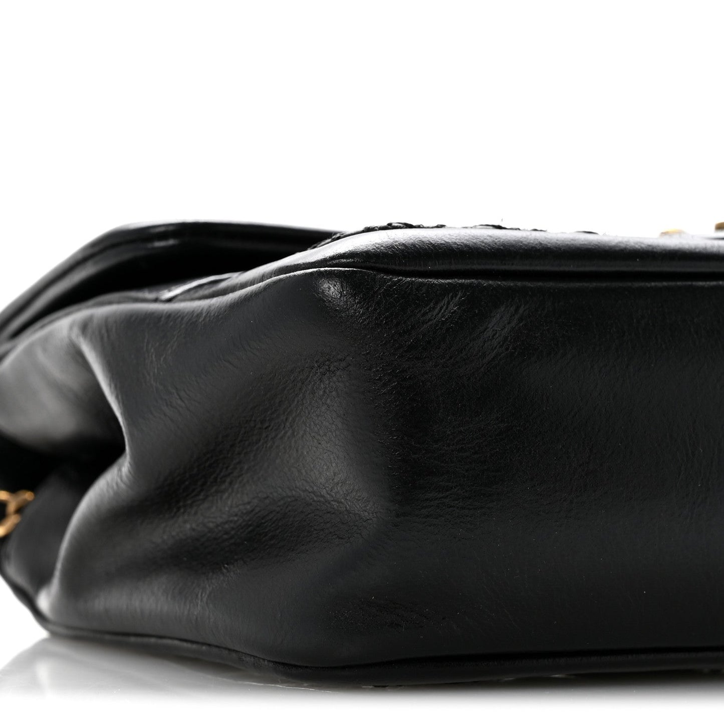 Crumpled Calfskin Whipstich Quilted Single Black
