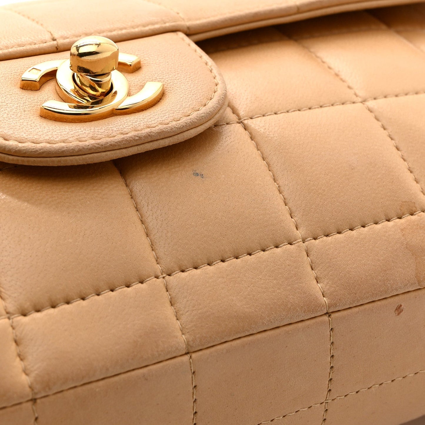 Lambskin East West Chocolate Bar Flap Beige