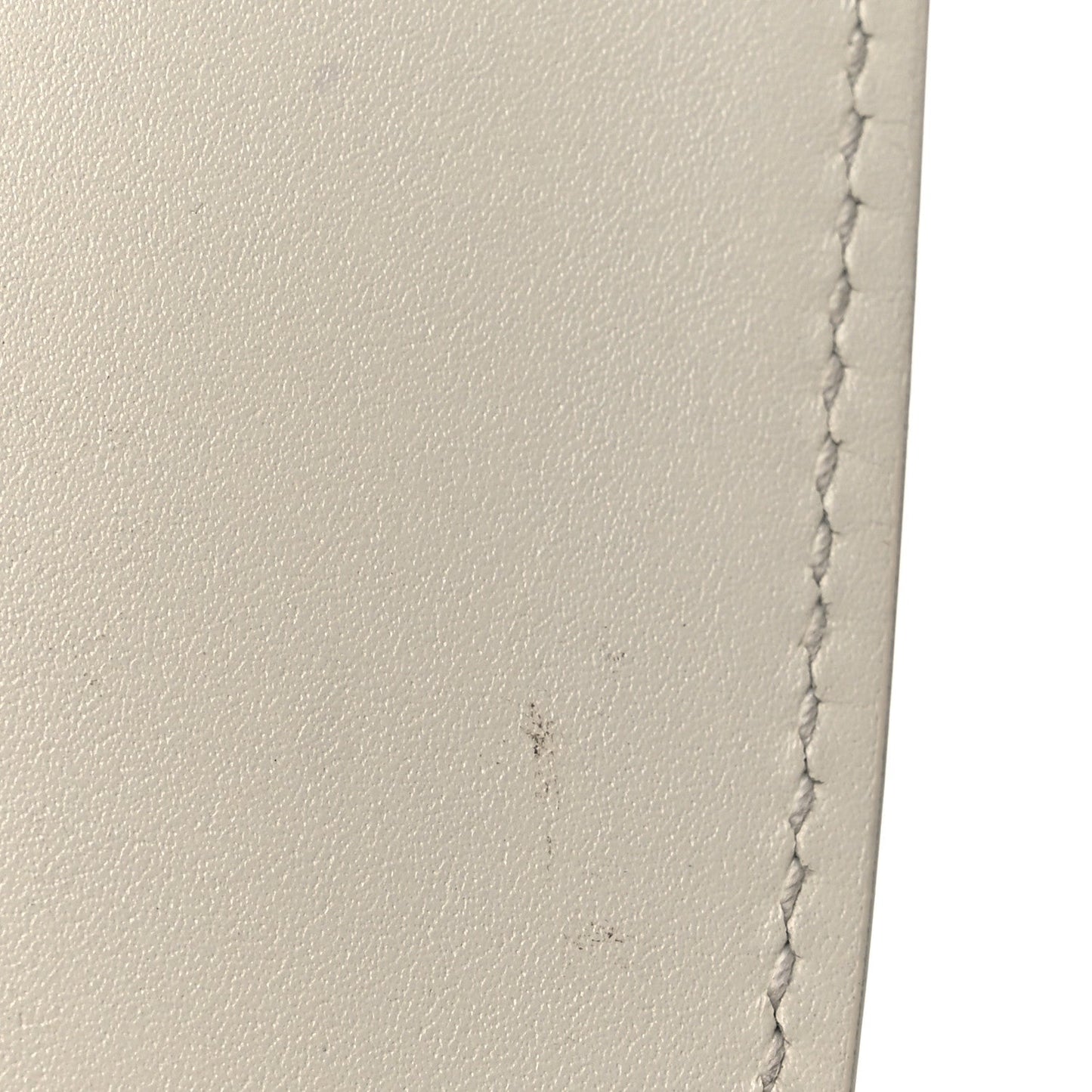 Box Calfskin Medium Bobby Flap Latte