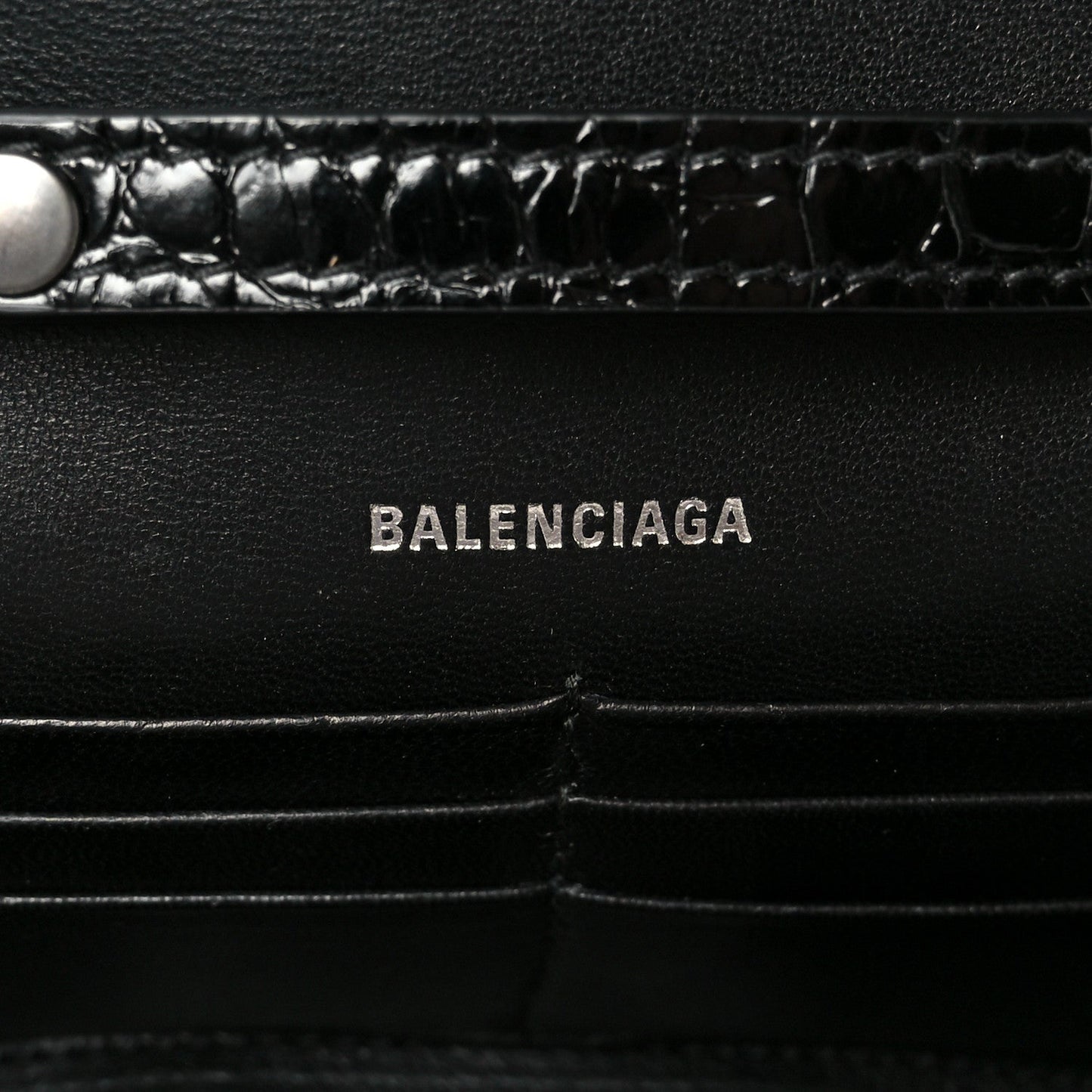 Shiny Calfskin Monochrome Crocodile Embossed Hourglass Chain Bag Black
