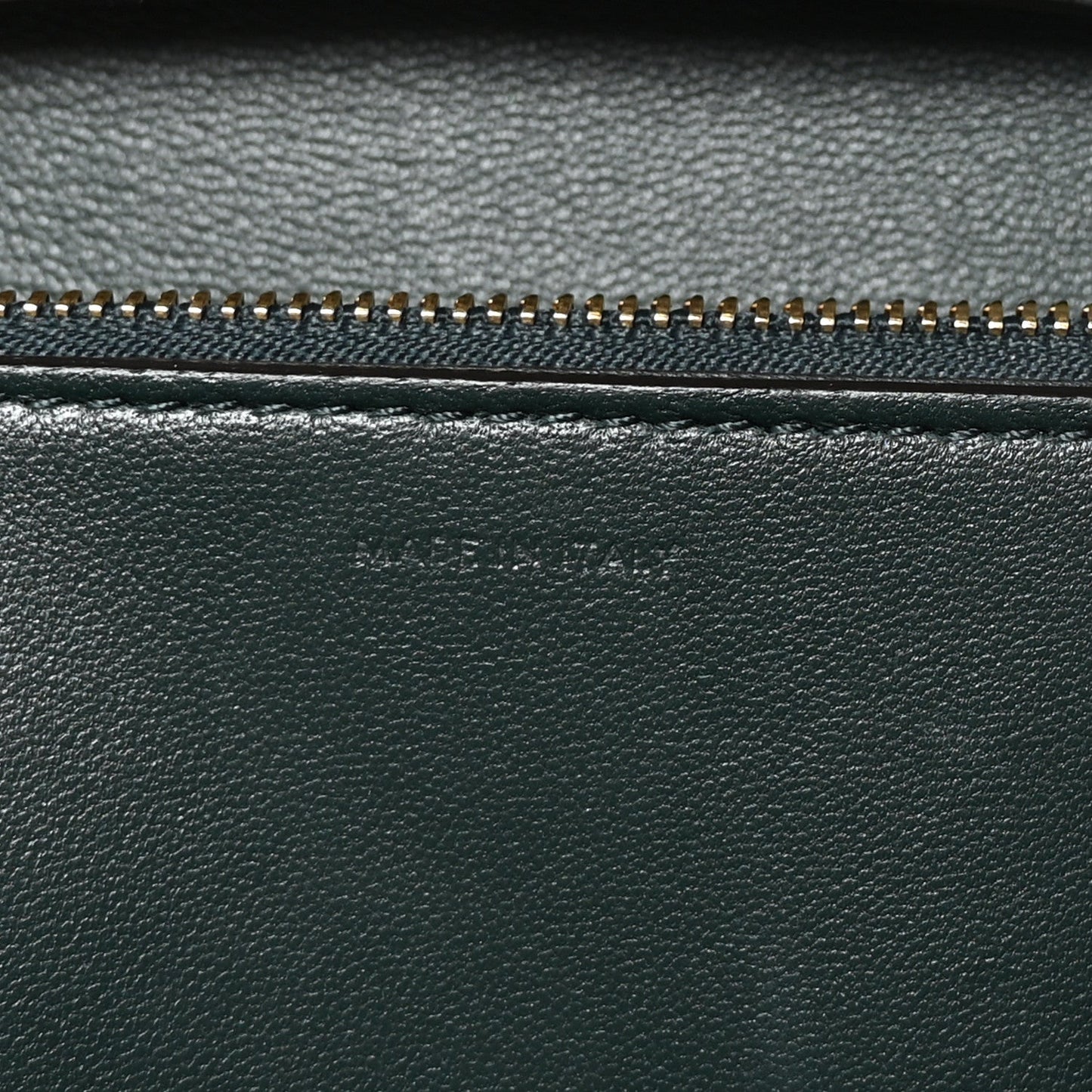 Box Calfskin Medium Classic Box Flap Bag Amazone