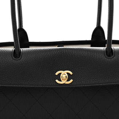 Grained Calfskin Stitched Urban Essentials Small Shopping Bag Black