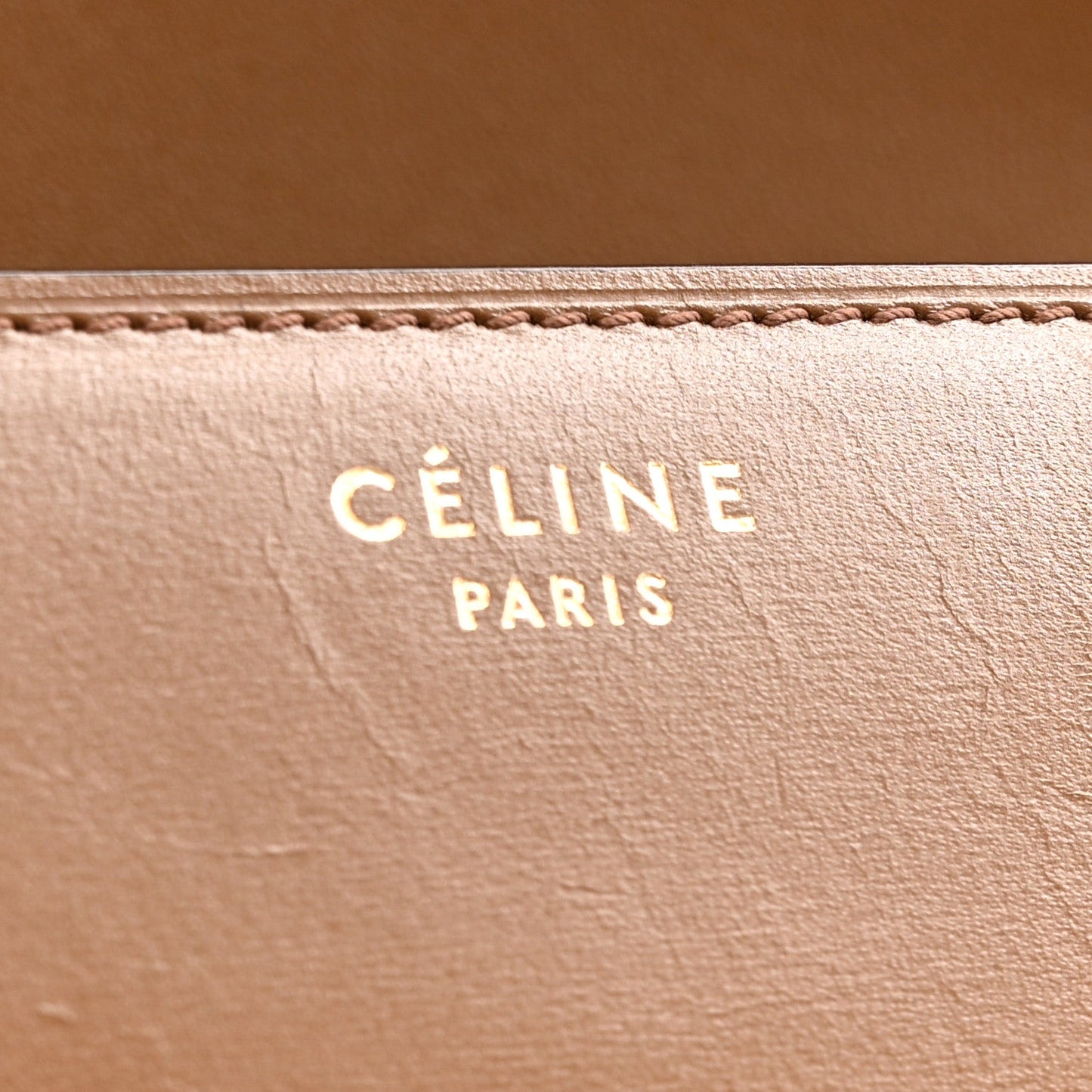 Box Calfskin Medium Classic Box Flap Bag Camel