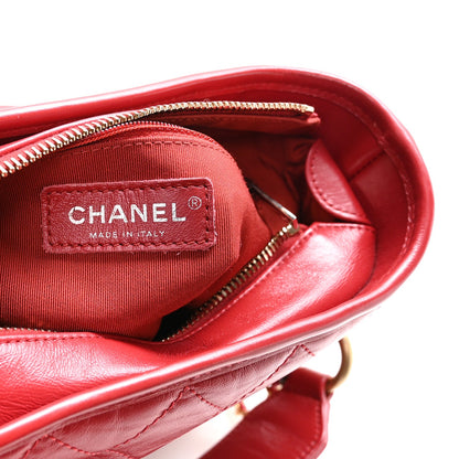 Aged Calfskin Quilted Small Gabrielle Logo Hobo Red