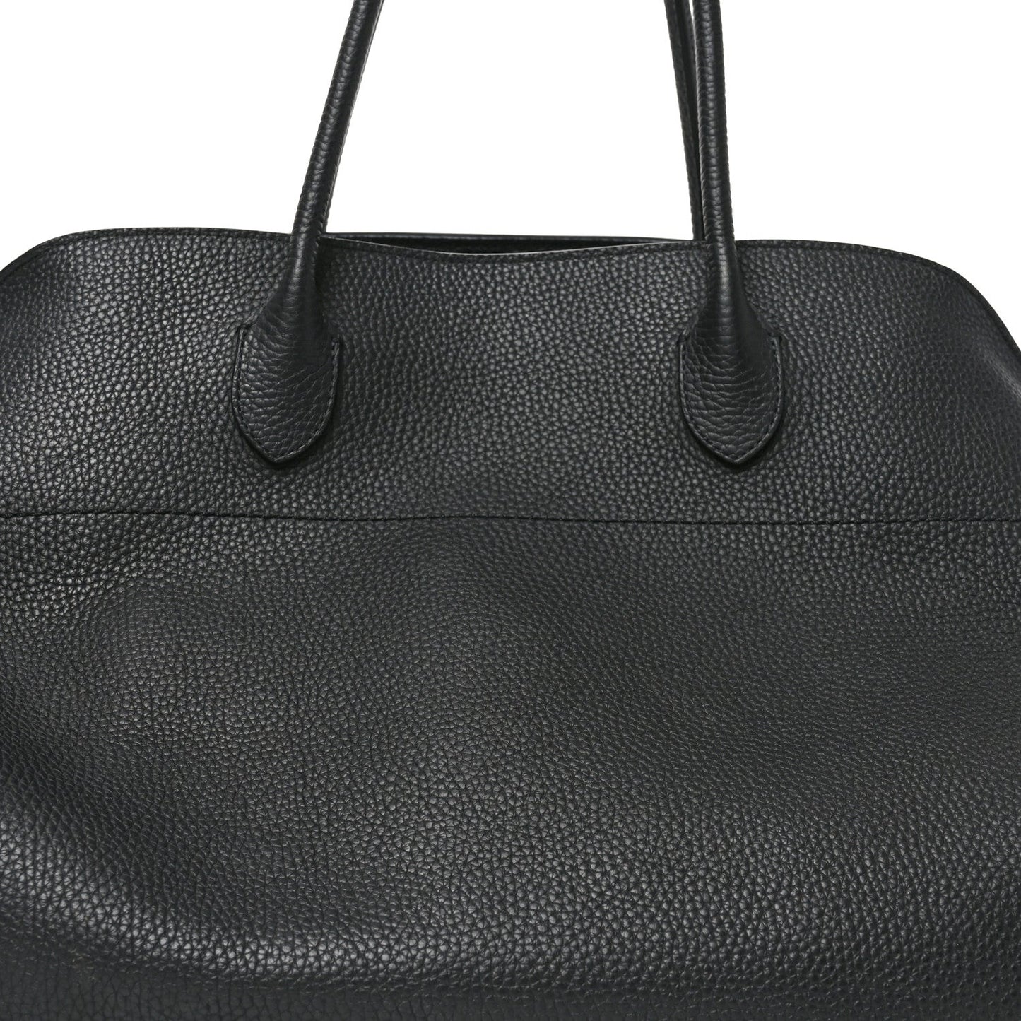 Grained Calfskin Soft Margaux 17 Black