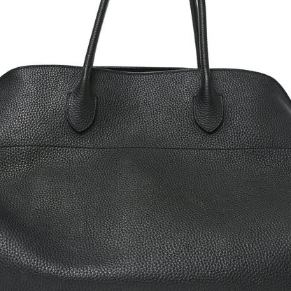 Grained Calfskin Soft Margaux 17 Black