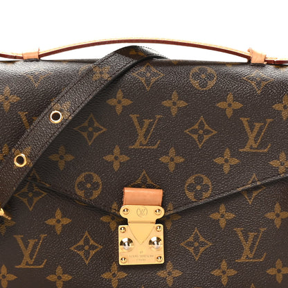 Monogram Pochette Metis