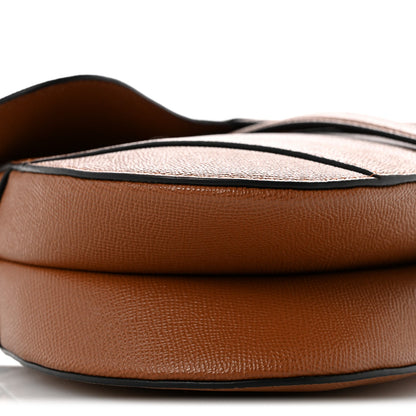 Grained Calfskin Saddle Bag With Strap Camello