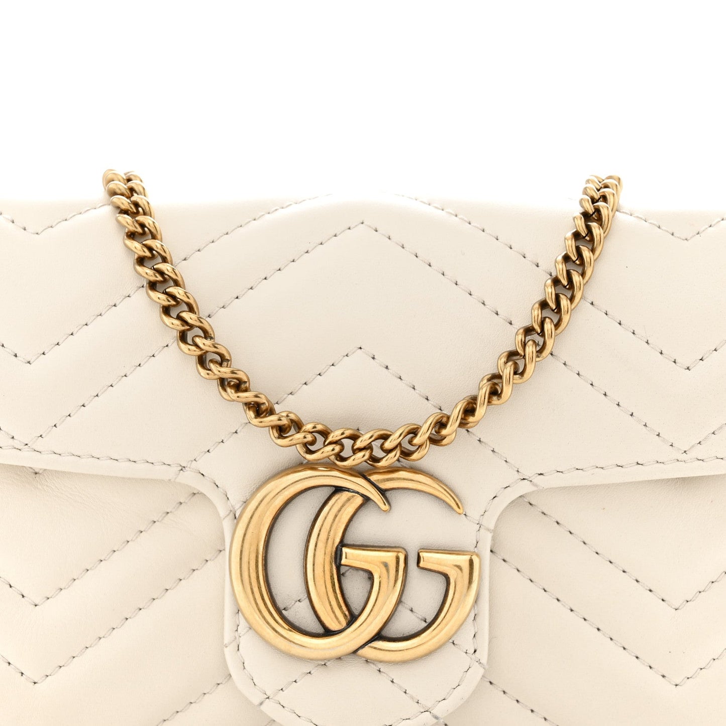 Calfskin Matelasse Super Mini GG Marmont Shoulder Bag White