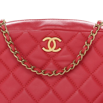 Lambskin Quilted CC Pearl Crush Camera Case Red