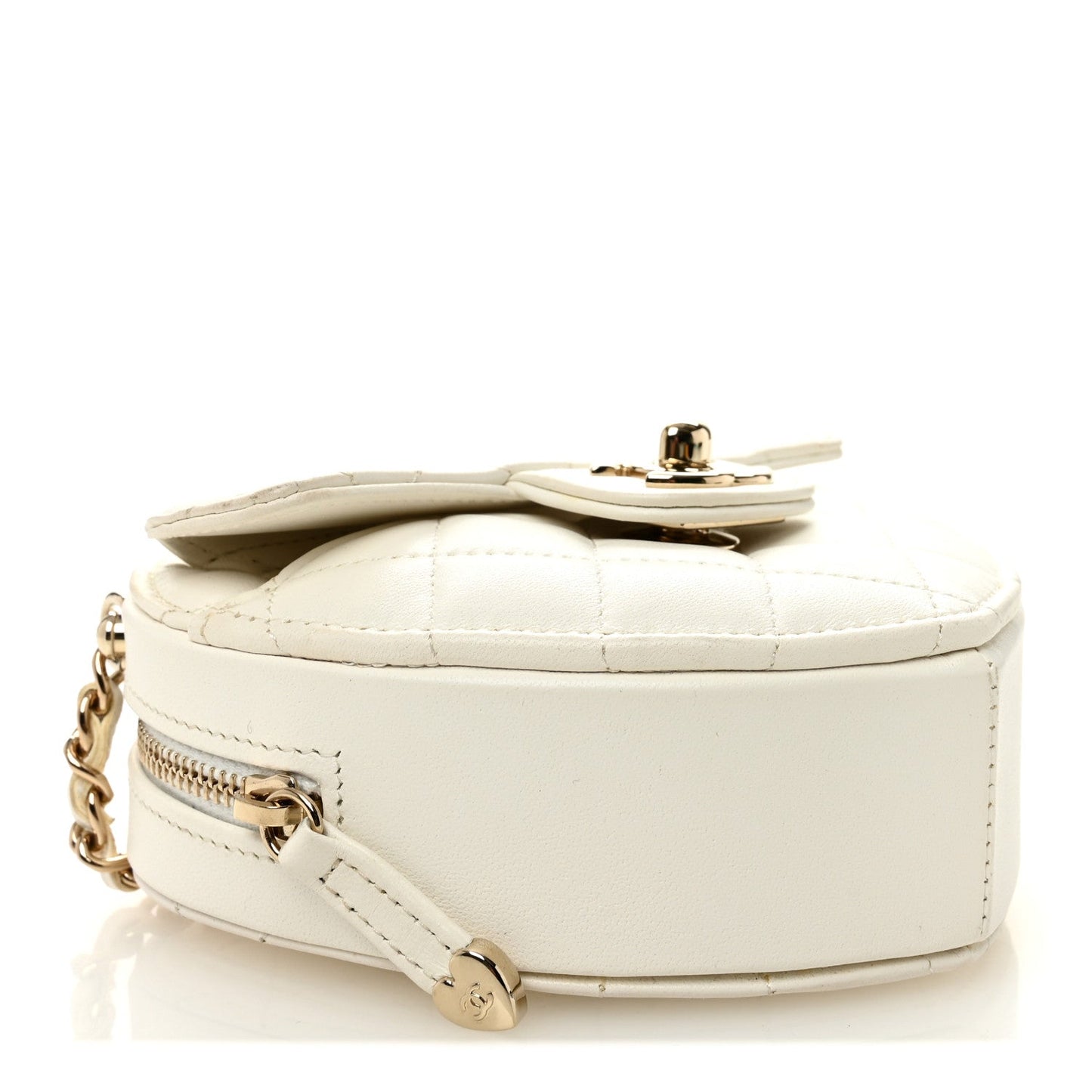 Lambskin Quilted CC In Love Heart Clutch With Chain White